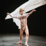 9–12 april. Sex solon av Frédéric Gies